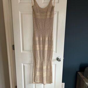 Elegant Beige Knit Dress